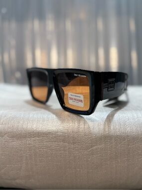 True Religion Men's Glossy Black Sunglasses with Yellow Mirror Lenses-NWT